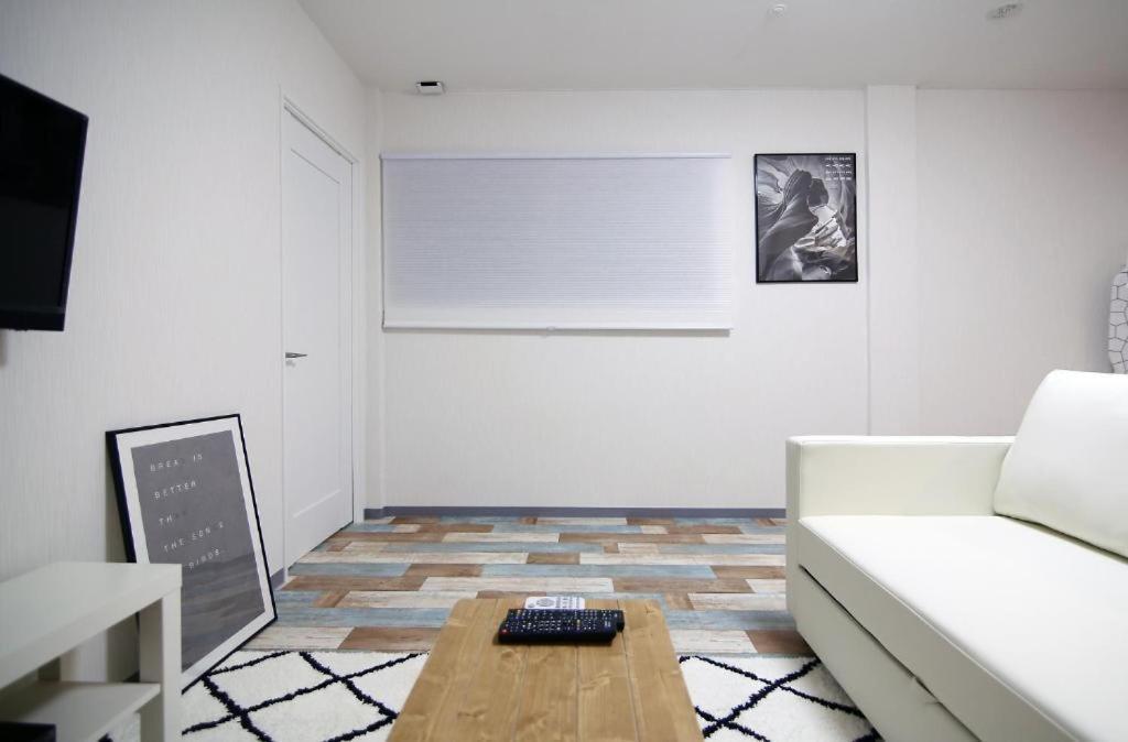 Kino浅草 Lägenhet Tokyo prefektur Exteriör bild